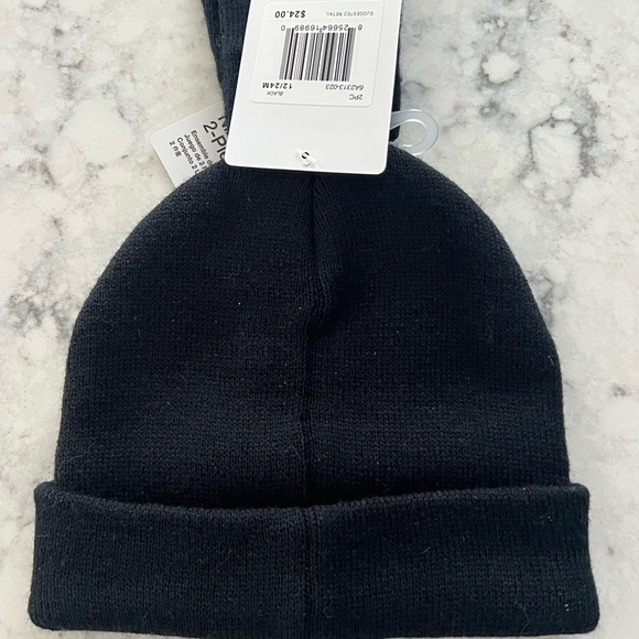 Nike infant cuffed Winter Hat And Mittens Size 12/24 months NWT - Picture 6 of 6